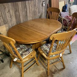 Oak Table And 4 Chairs 