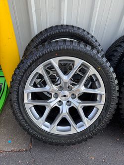 NEW 22 inch gm style wheels with 305/45r22 atturo xt tires