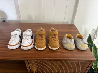 BABY TENNIS SHOES $20 EACH PAIR