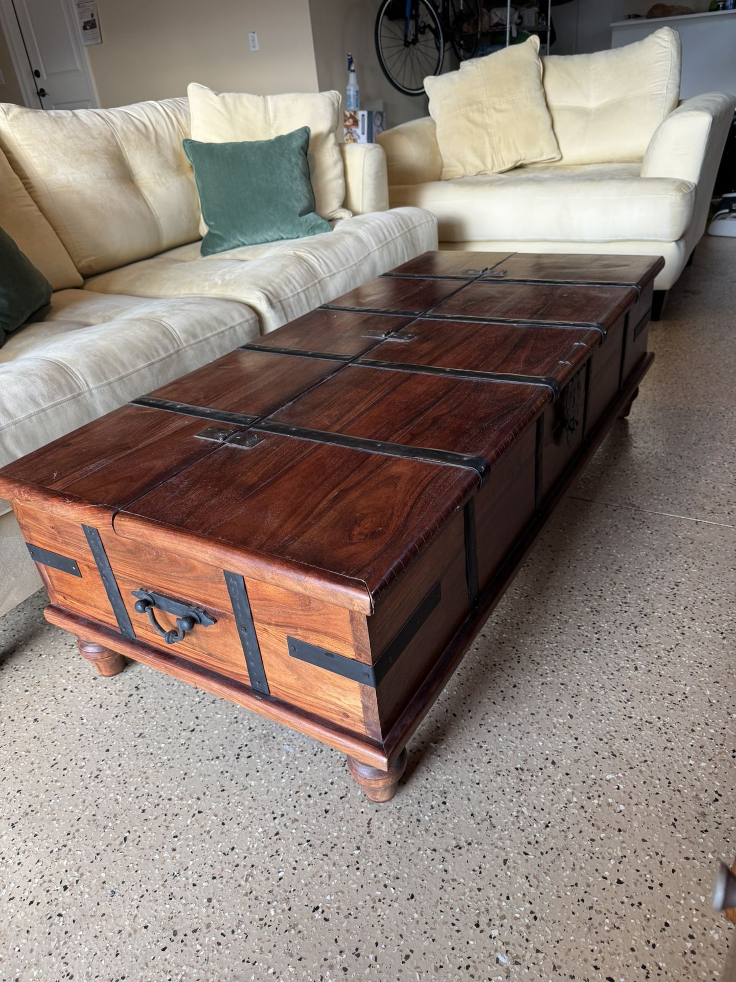 Coffe Table