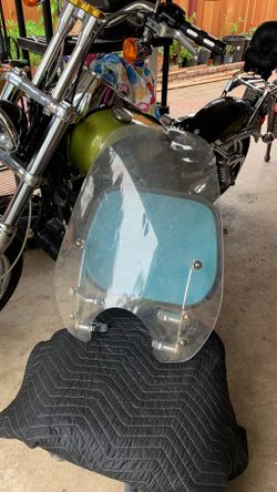 Harley windshield