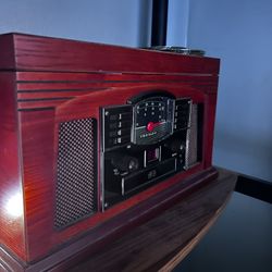 Crosley  Record Player , Cd, Radio, Cassette 