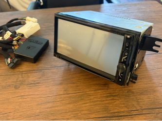 6.9” Double DIN Touchscreen Radio