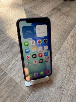 Apple iPhone 11 black 64 GB any carrier factory unlocked