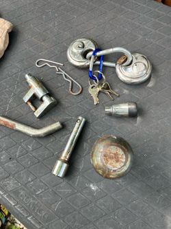 Miscellaneous Trailer hitch / Lock Stuff