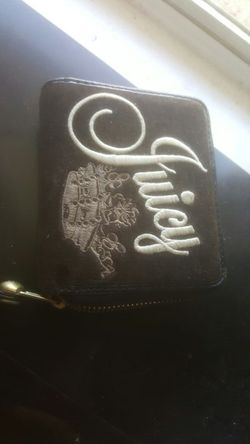 Small juicy wallet