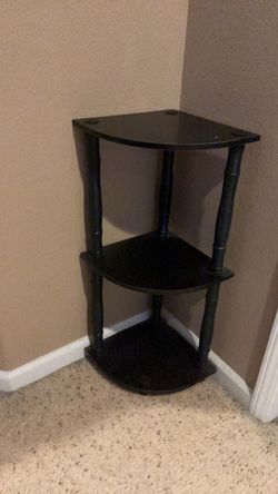 Corner unit with 3 compartments