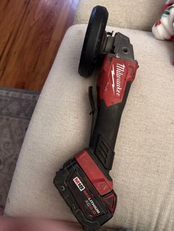 Milwaukee battery operated grinder