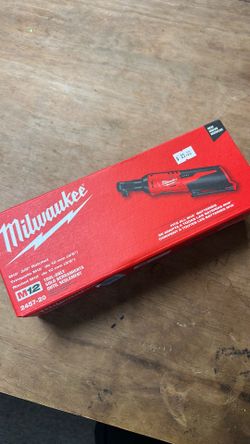 Milwaukee M12 12V Lithium-Ion Cordless 3/8 in. Ratchet (Tool-Only)