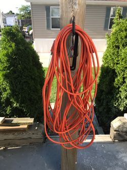 Extension cord 100ft
