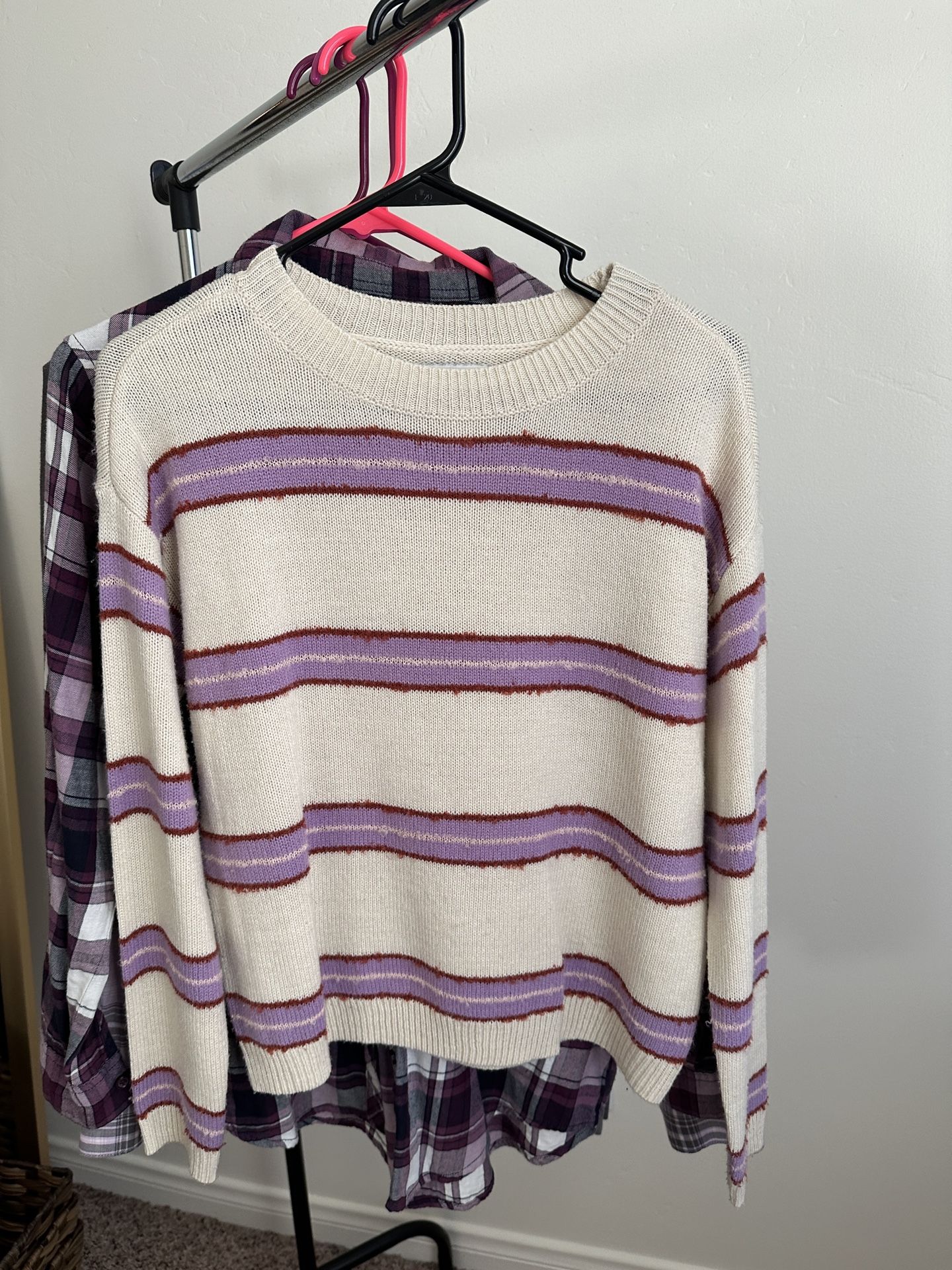 Size Small Cozy Sweater Great Condition