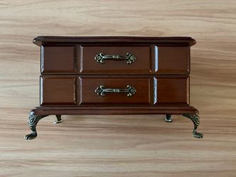 Jewelry Box/ Alajero