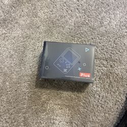 New Handheld Digital Game System With 400+ Games 