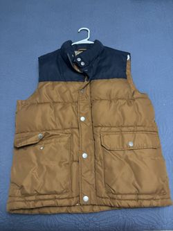 Old Navy Vest Size medium Gently Used 