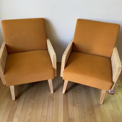 Accent Chairs