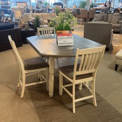 COUNTER HEIGHT TABLE 3 SEATS 