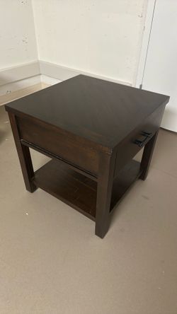 End table
