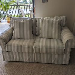Cute Love Seat And Chairs 