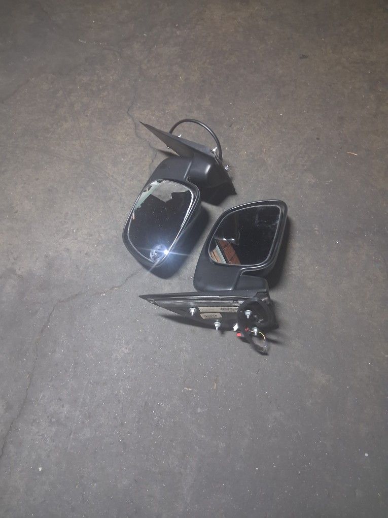2008 Ford F250 Left And Right Mirrors