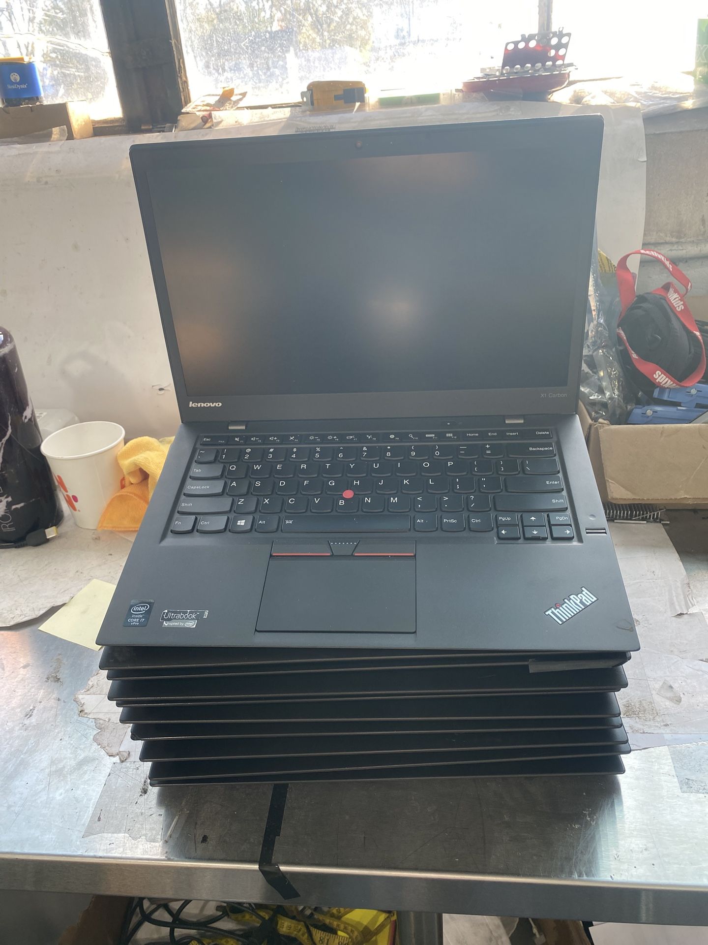 Lot Of 10) Lenovo X1 Carbon i7-5th Gen 8GB Ram, 256gb Ssd No Windows Including & No Charge Including