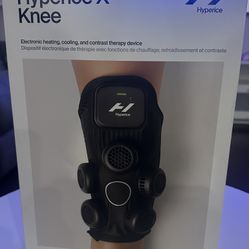 Hyperice X Knee Advanced hot and cold contrast therapy for your knee to decrease inflammation and reduce pain.
