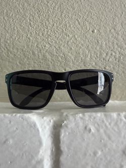 Oakley Sunglasses- Like new condition