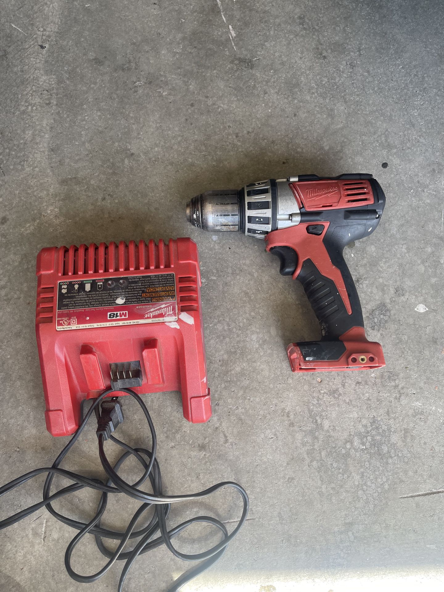 Milwaukee drill and charger no battery