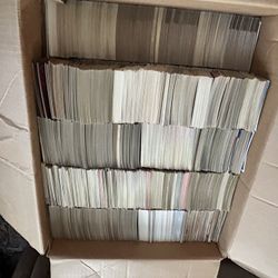 Trading cards, Baseball, Football, Basketball In Very Good Conditions 