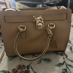 Michael Kors Large Hamilton Saffiano Tote Peanut Color