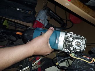 Makita 9227C Polisher/Sander