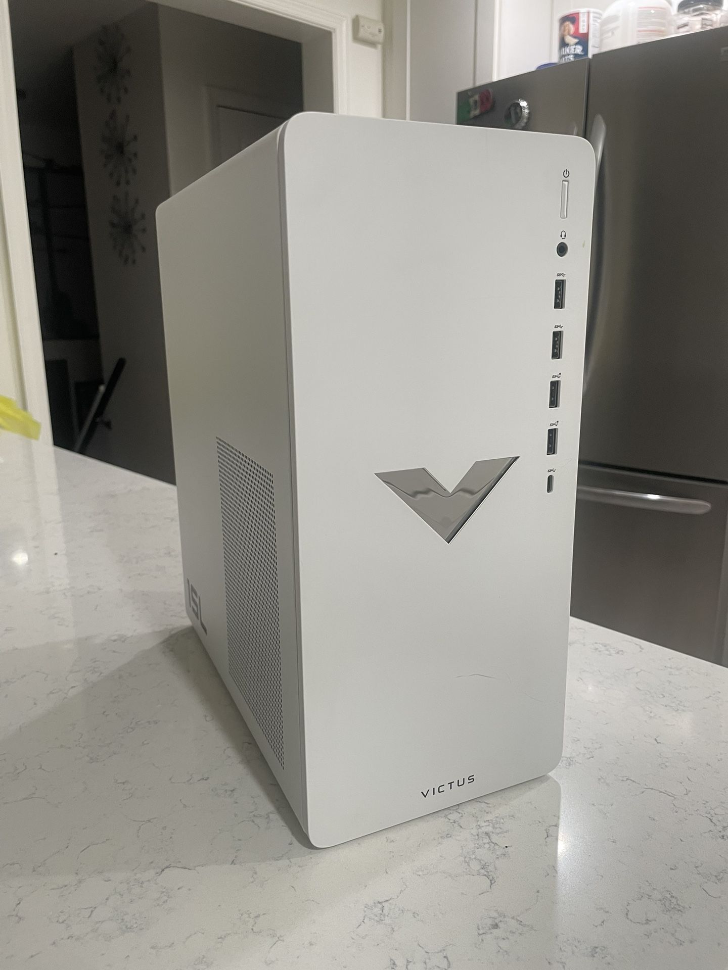 Victus By HP 15L Gaming Desktop