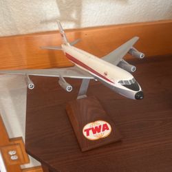Convair 880 Model TWA (rare)