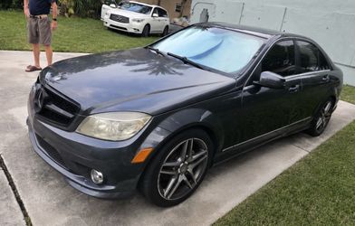 2010 Mercedes-Benz C-Class