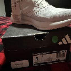 Women’s Adidas Sneakers