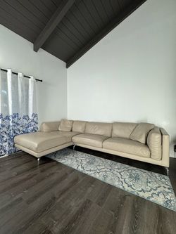 Minuano Genuine Leather Sectional Sofa w/ Chaise