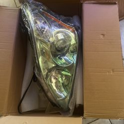 Lexus RX Front Driver Headlight