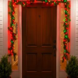 ✨🎄 FESTIVE,  ARTIFICIAL GARLAND WITH RED, YELLOW & GREEN LIGHTS! 🌟 APPROXIMATELY 150". PERFECT FOR HOLIDAY DECORATIONS, INDOOR OR OUTDOOR.  
