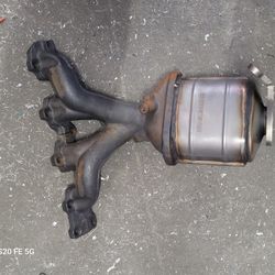 2004 Chevy Malibu Exhaust Manifold 