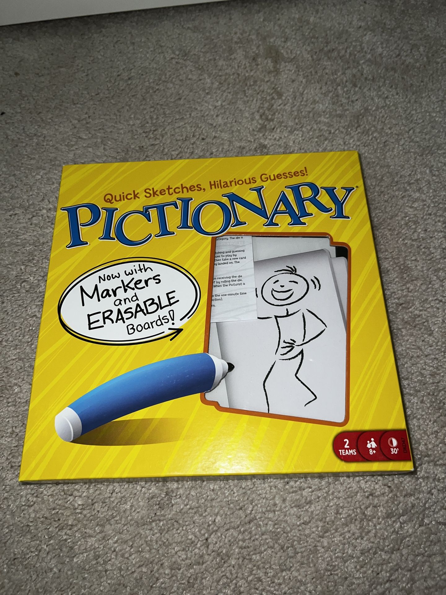 Mattel Games Pictionary Family Board Game for Kids, Adults and Game Night for 2 Teams with Erasable Markers, Boards and Sand Timer
