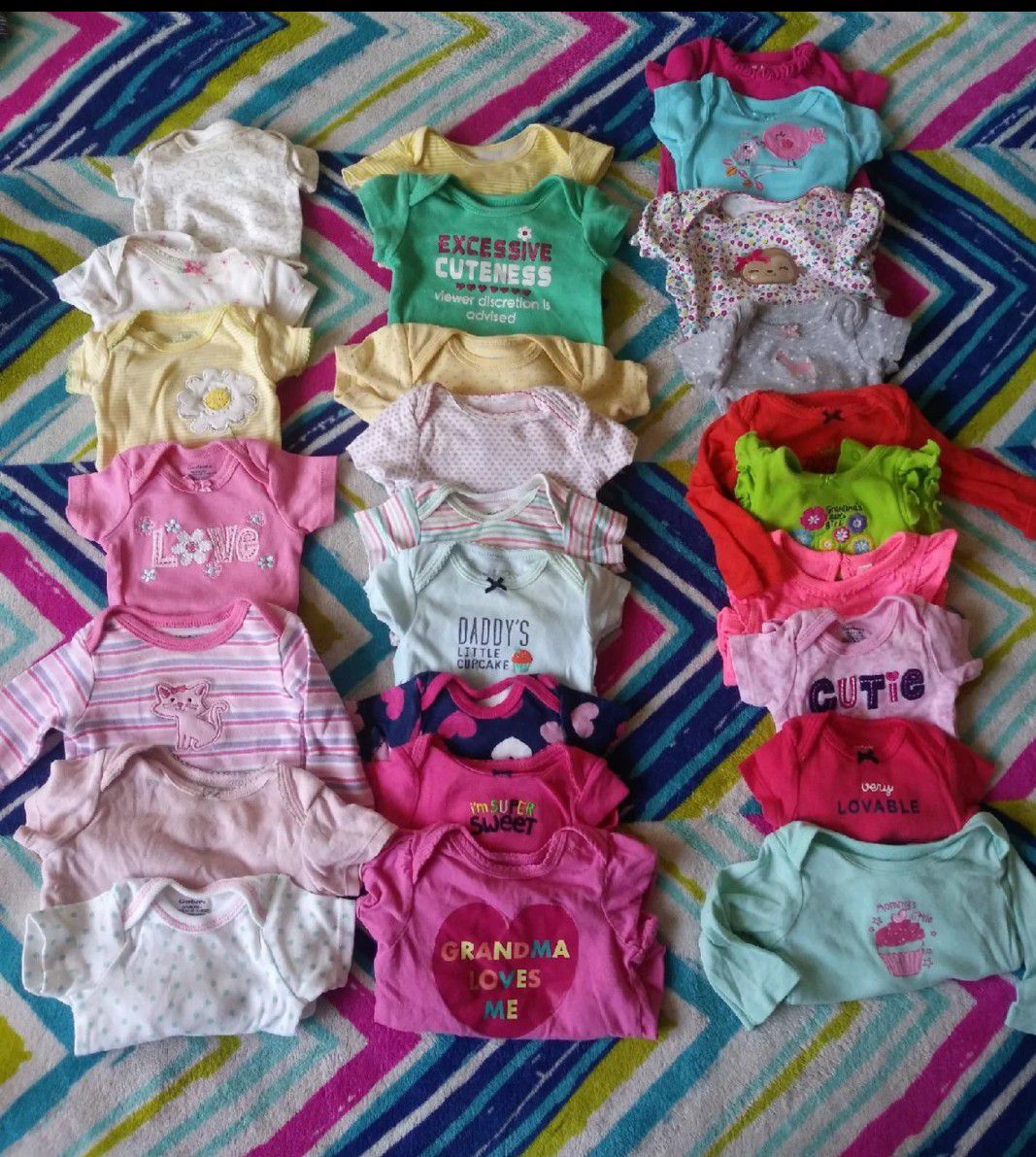 26 pieces of baby girl onesies