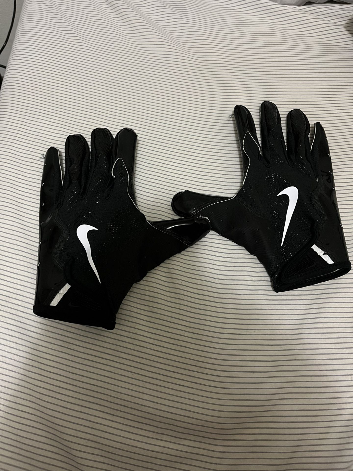 Nike Vaper Football Gloves