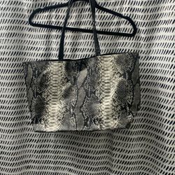 Sommer and Rose tote bag