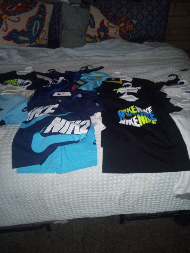 Nike Outfits And Single Nike Shirts 