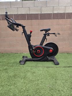 Echelon Connect Indoor Cycling Exercise Bike