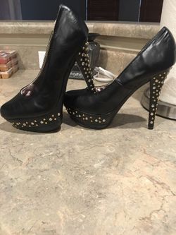 Black heals