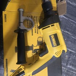 DEWALT
7.8 Amp Corded 1/2 in. Variable Speed Reversible Hammer Drill