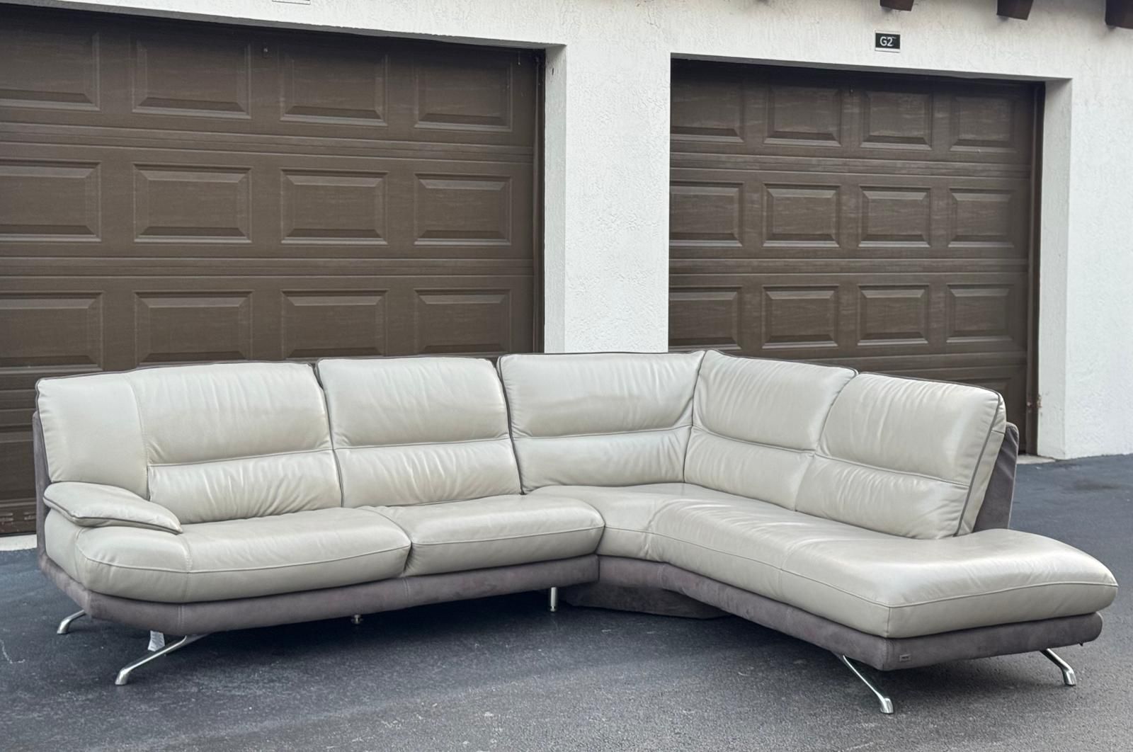 🛋️ Sofa/Couch Sectional - Gray - Leather - Delivery Available 🚛