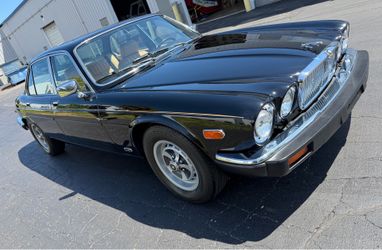 1983 jaguar XJ6