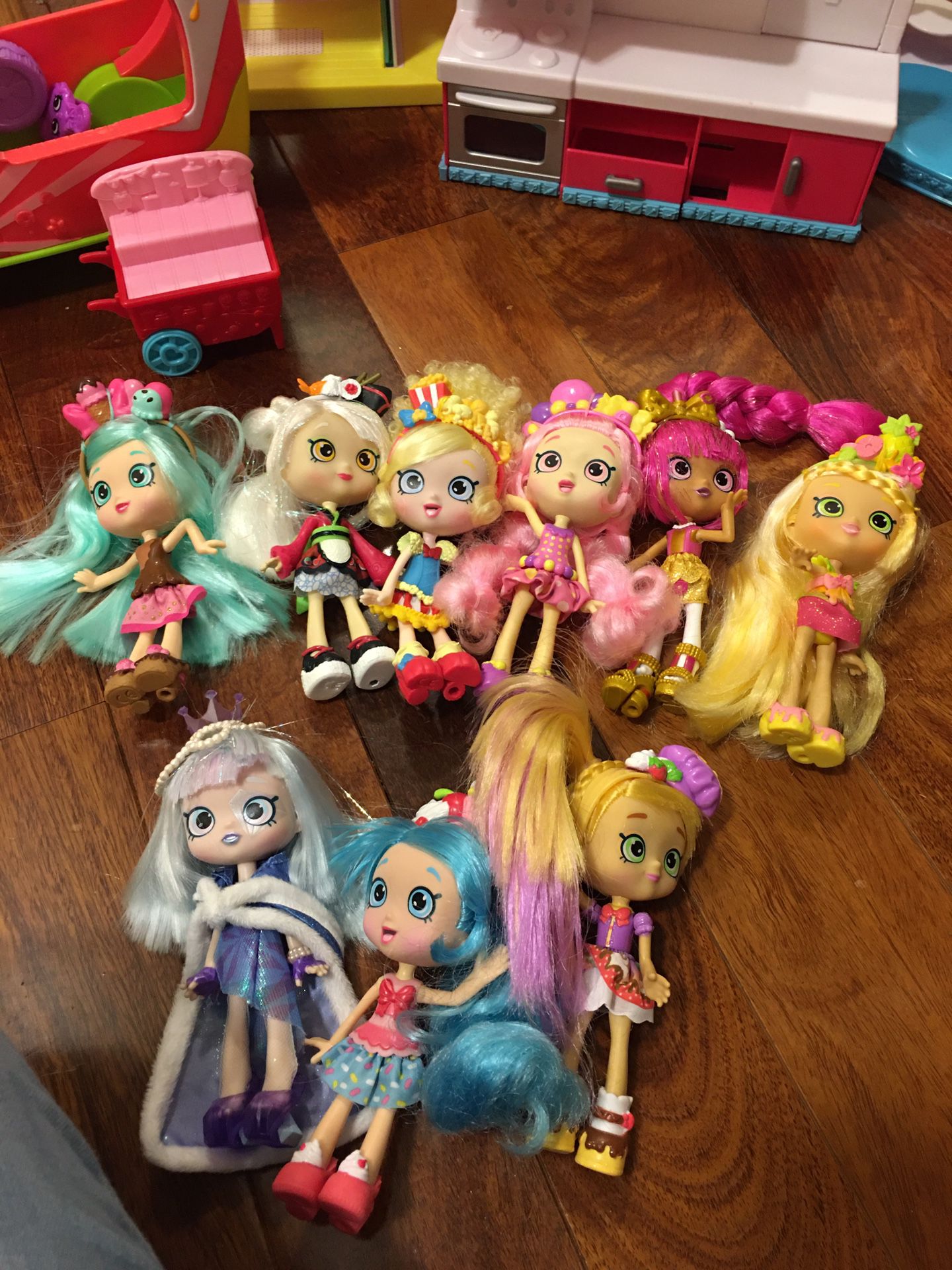 Shopkins Dolls And Accessories 