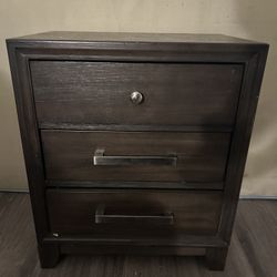 Nightstand 